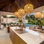 Villa Sunrise By Balisuperhost